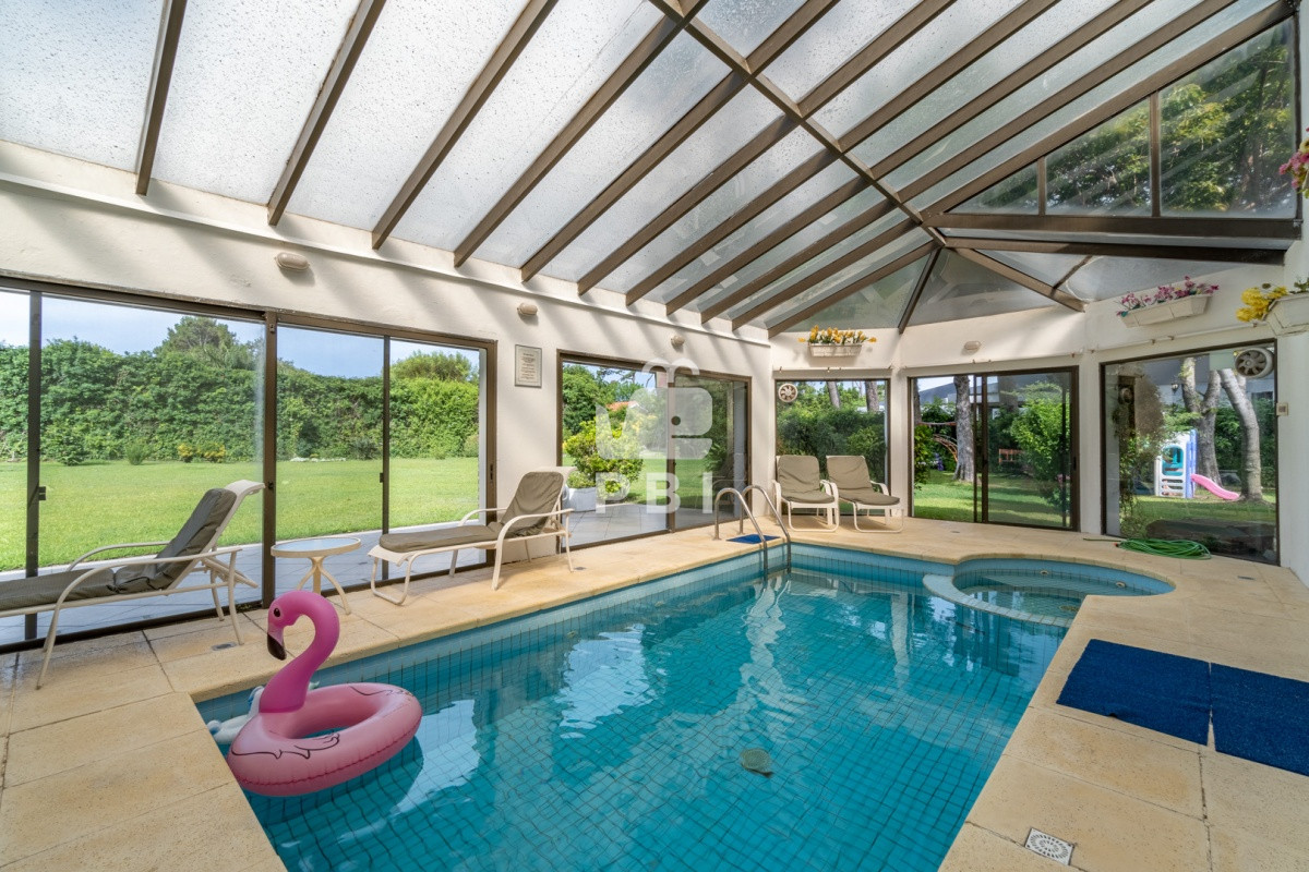 VmVudGEgY2FzYSBkZSA3IGRvcm1pdG9yaW9zLFBsYXlhIE1hbnNhLCBQdW50YSBkZWwgRXN0ZSAtIFJlZiA6IFBCSTI5MTU=