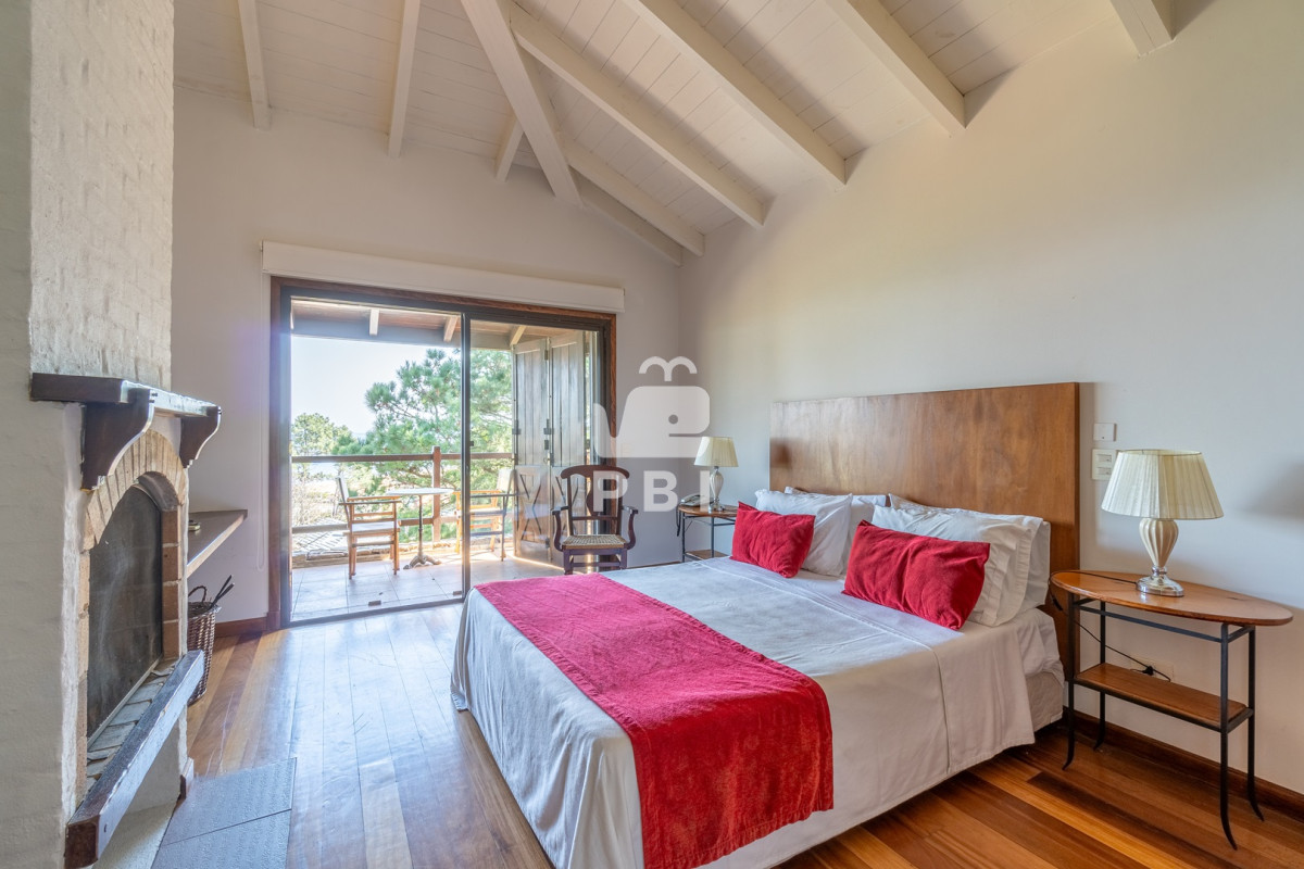 VmVudGEgZGUgSG90ZWwgMTMgZG9ybWl0b3Jpb3MsIFJpbmNvbmFkYSBhbHRhLCBQdW50YSBCYWxsZW5hIC0gUmVmIDogUEJJMTM4NTY=