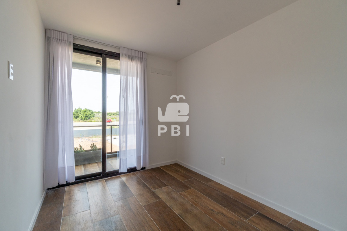 Q2FzYSBkZSAzIGRvcm1pdG9yaW9zIGVuIEdydXRhcyBWaWxsYWdlLCBQdW50YSBCYWxsZW5hIC0gUmVmIDogUEJJMTMxODg=