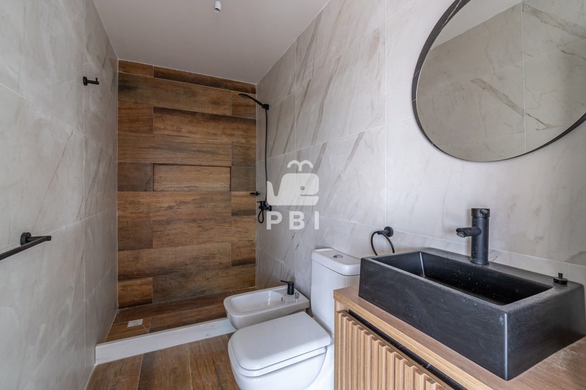 Q2FzYSBkZSAzIGRvcm1pdG9yaW9zIGVuIEdydXRhcyBWaWxsYWdlLCBQdW50YSBCYWxsZW5hIC0gUmVmIDogUEJJMTMxODg=