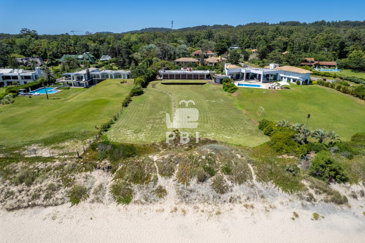 Q2FzYSBlbiBwcmltZXJhIGxpbmVhIGFsIG1hciAtIFJlZiA6IFBCSTI5NjI=