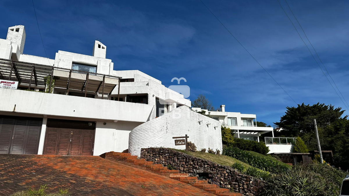 Lomo de la Ballena - GoPunta - Portal Inmobiliario de Punta del Este - Maldonado