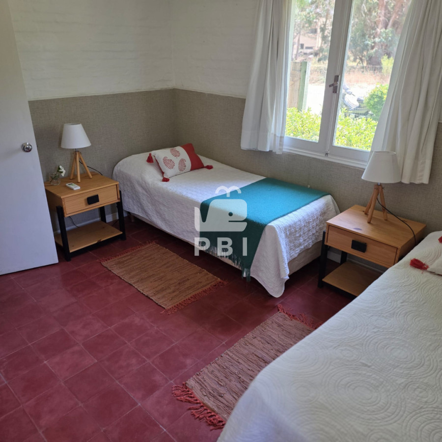 Q2FzYSBkZSAzIGRvcm1pdG9yaW9zLCBMYSBCYXJyYSAtIFJlZiA6IFBCSTE1Njg2