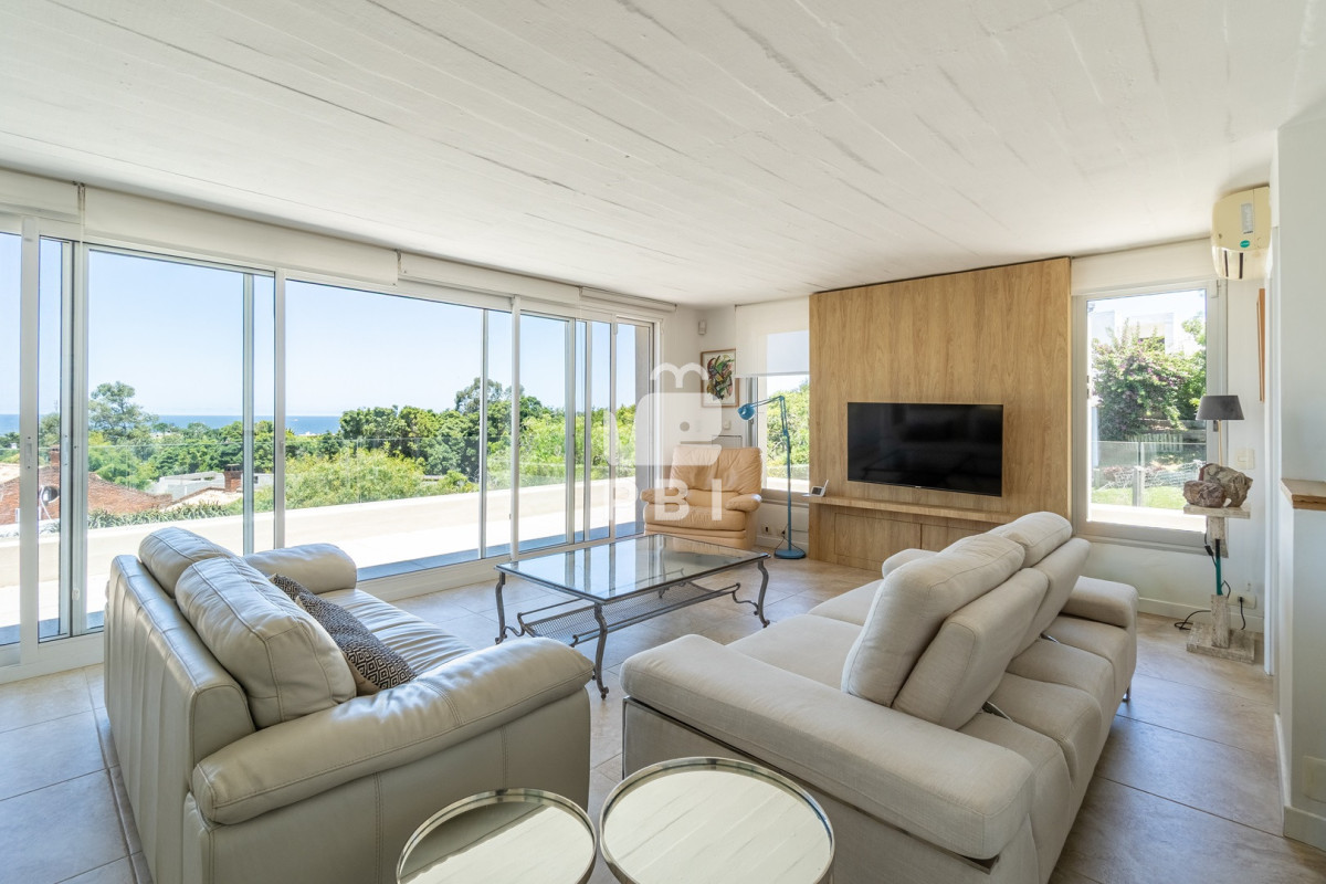 Q2FzYSBlbiB2ZW50YSBlbiBMYXMgR3J1dGFzLCBQdW50YSBCYWxsZW5hICAtIFJlZiA6IFBCSTE1NTM0