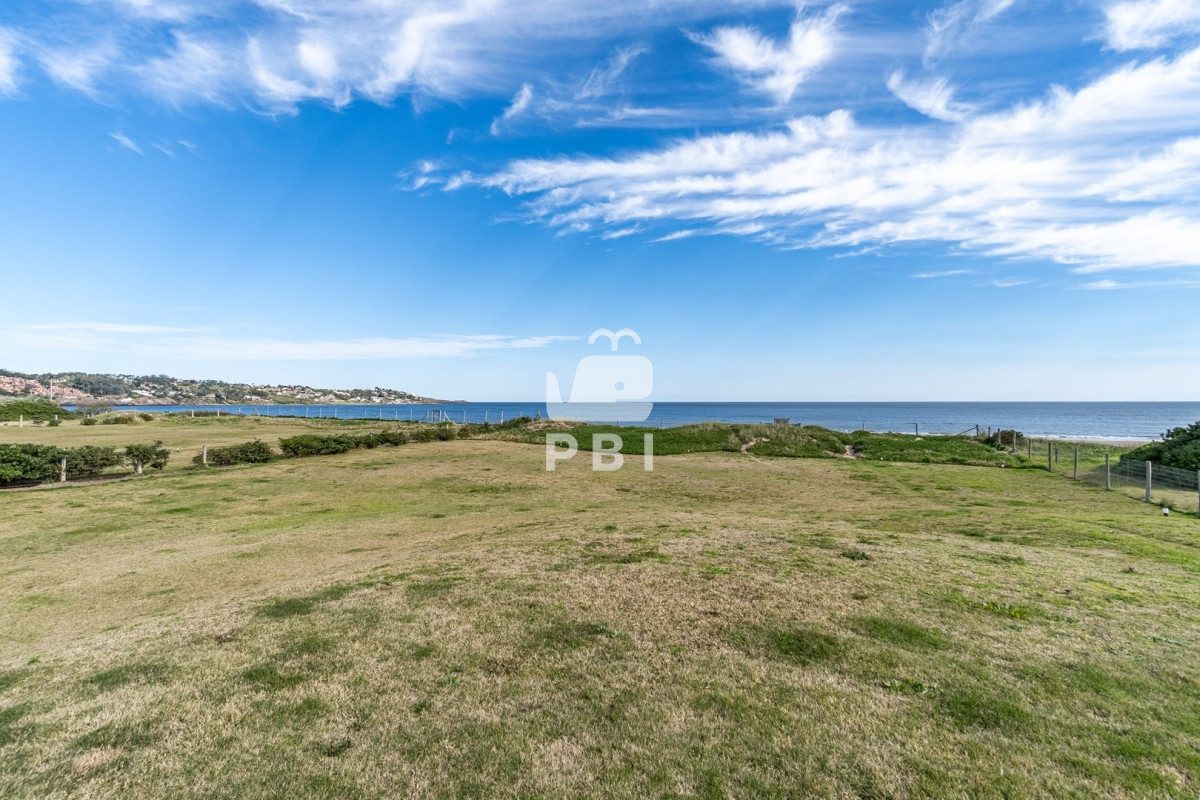 Q2FzYSA1IERPUk1JVE9SSU9TIGVuIFNvbGFuYSwgUHVudGEgQmFsbGVuYS4gLSBSZWYgOiBQQkk5Mw==