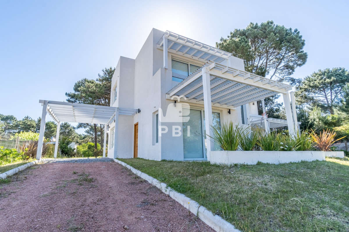 Q2FzYSAyIERPUk1JVE9SSU9TIGVuIENoaWh1YWh1YSwgUHVudGEgQmFsbGVuYSAtIFJlZiA6IFBCSTE1NDcz