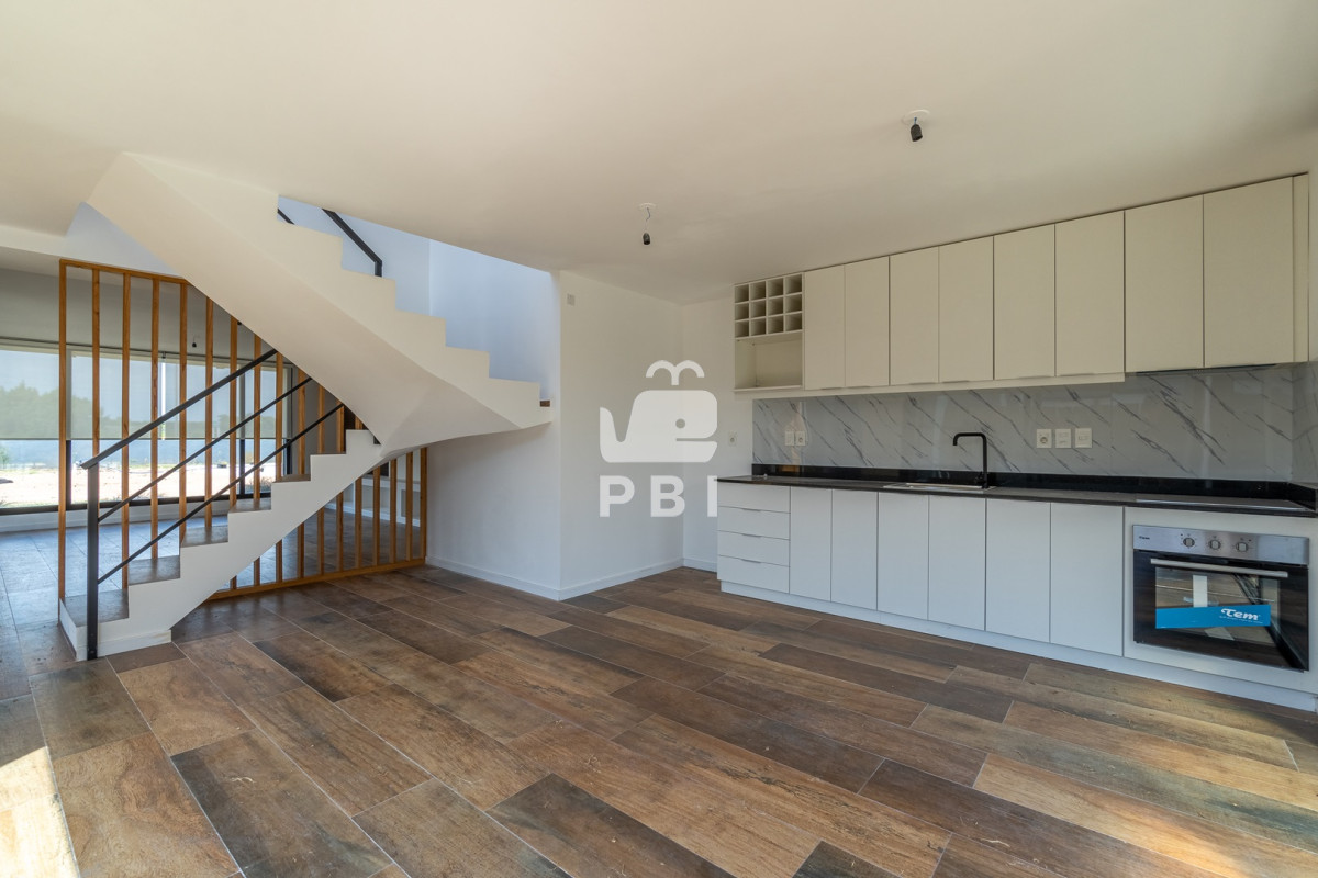 Q2FzYSBkZSAzIGRvcm1pdG9yaW9zIGVuIEdydXRhcyBWaWxsYWdlLCBQdW50YSBCYWxsZW5hIC0gUmVmIDogUEJJMTMxODg=