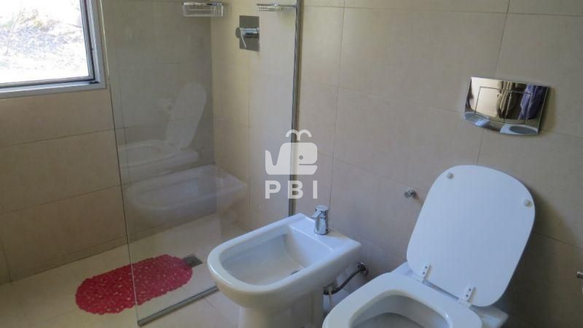 Q2FzYSBlbiB2ZW50YSBEZXNpZ24gVmlsbGFnZSAzIGRvcm1pdG9yaW9zIC0gUmVmIDogUEJJNDEw