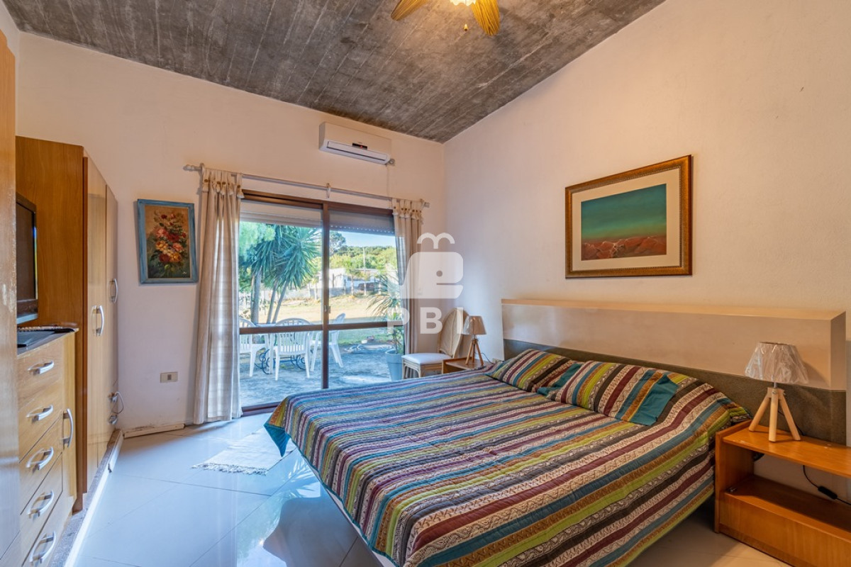 Q2FzYSAzIERPUk1JVE9SSU9TIGVuIENsdWIgZGVsIExhZ28sIFB1bnRhIEJhbGxlbmEgLSBSZWYgOiBQQkkyNjQy