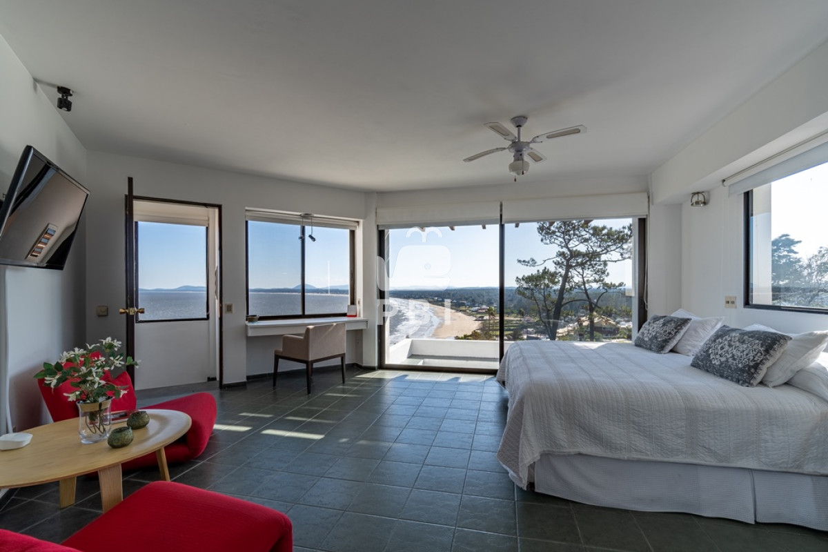 Q2FzYSA0IERPUk1JVE9SSU9TIGVuIFJJTkNPTkFEQSwgUHVudGEgQmFsbGVuYSAtIFJlZiA6IFBCSTI2ODg=