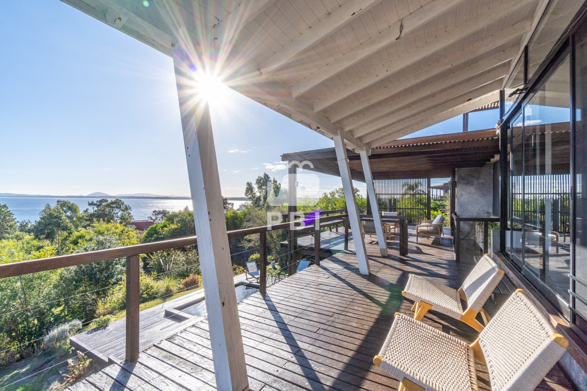 Q2FzYSBlbiBMb21vIERlIExhIEJhbGxlbmEgNSBkb3JtaXRvcmlvcyAtIFJlZiA6IFBCSTE3OTg=