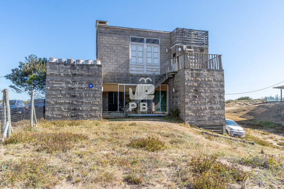 Q2FzYSBlbiB2ZW50YSBlbiBTYXVjZSBkZSBQb3J0ZXp1ZWxvLCBQdW50YSBCYWxsZW5hIC0gUmVmIDogUEJJMTU1Njg=