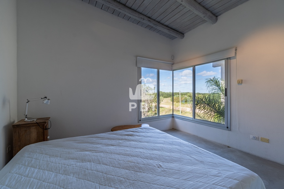 Q2FzYSA0IERPUk1JVE9SSU9TIGVuIE9jZWFuIFBhcmssIFB1bnRhIEJhbGxlbmEgLSBSZWYgOiBQQkkyNjQw