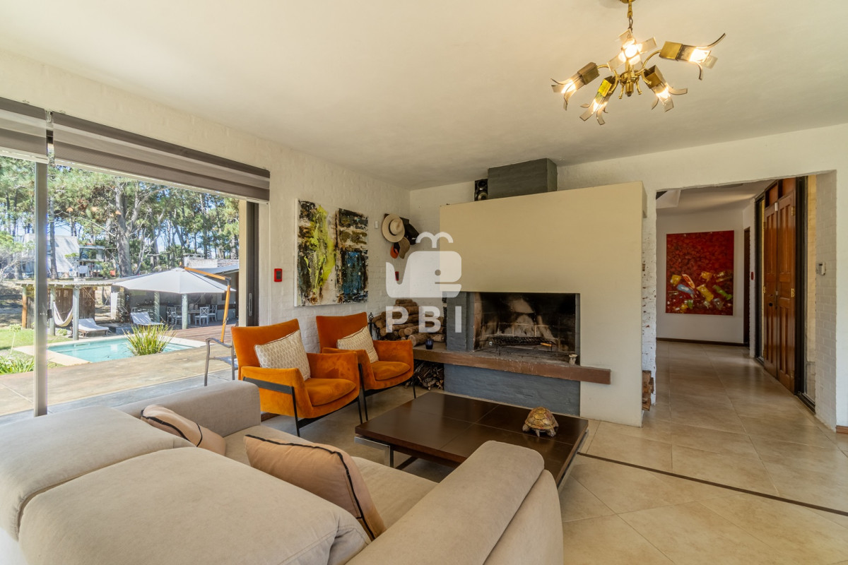 Q2FzYSBkZSA0IGRvcm1pdG9yaW9zIGVuIENoaWh1YWh1YSwgUHVudGEgQmFsbGVuYSAtIFJlZiA6IFBCSTE0Mzc3