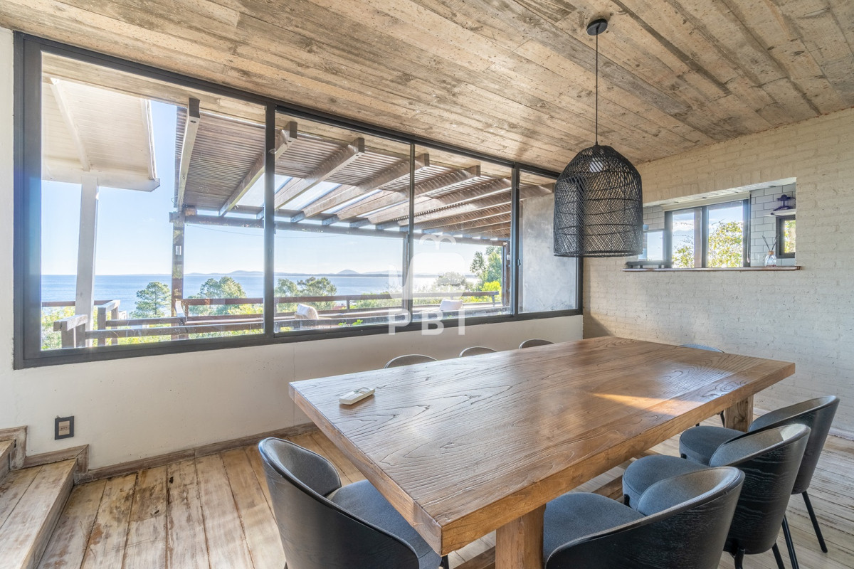 Q2FzYSBlbiBMb21vIERlIExhIEJhbGxlbmEgNSBkb3JtaXRvcmlvcyAtIFJlZiA6IFBCSTE3OTg=