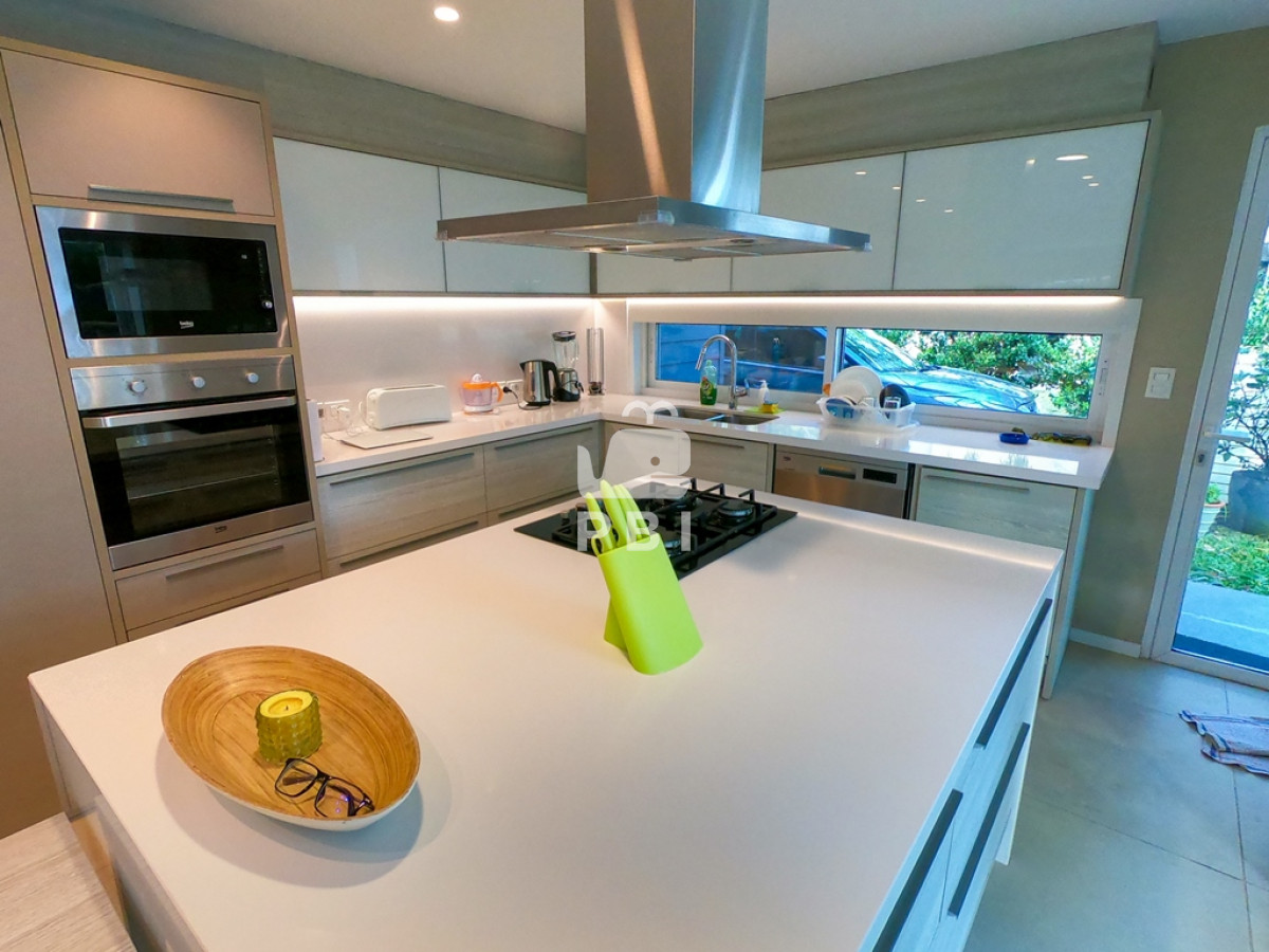 Q2FzYSBlbiBEZXNpZ24gVmlsbGFnZSAzIGRvcm1pdG9yaW9zIC0gUmVmIDogUEJJMTUxOA==