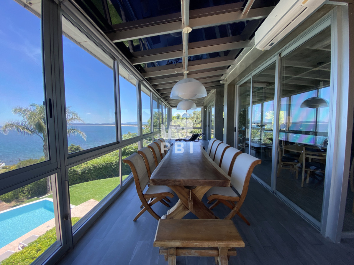 RXhjZXBjaW9uYWwgUHJvcGllZGFkIGVuIFJpbmNvbmFkYSBBbHRhIGNvbiBWaXN0YXMgSW5pZ3VhbGFibGVzIC0gUmVmIDogUEJJNzIz