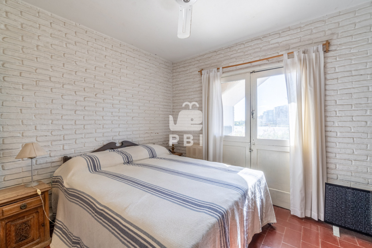 Q2FzYSBtYXMgbG90ZSAgZnJlbnRlIGEgTGFndW5hIGRlbCBEaWFyaW8gLSBFeGNlbGVudGUgdWJpY2FjacOzbiAgLSBSZWYgOiBQQkkxNTY1Mg==