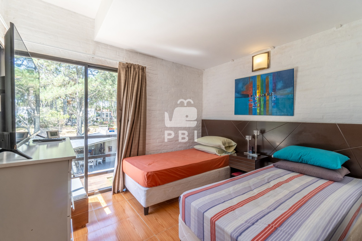 Q2FzYSBkZSA0IGRvcm1pdG9yaW9zIGVuIENoaWh1YWh1YSwgUHVudGEgQmFsbGVuYSAtIFJlZiA6IFBCSTE0Mzc3