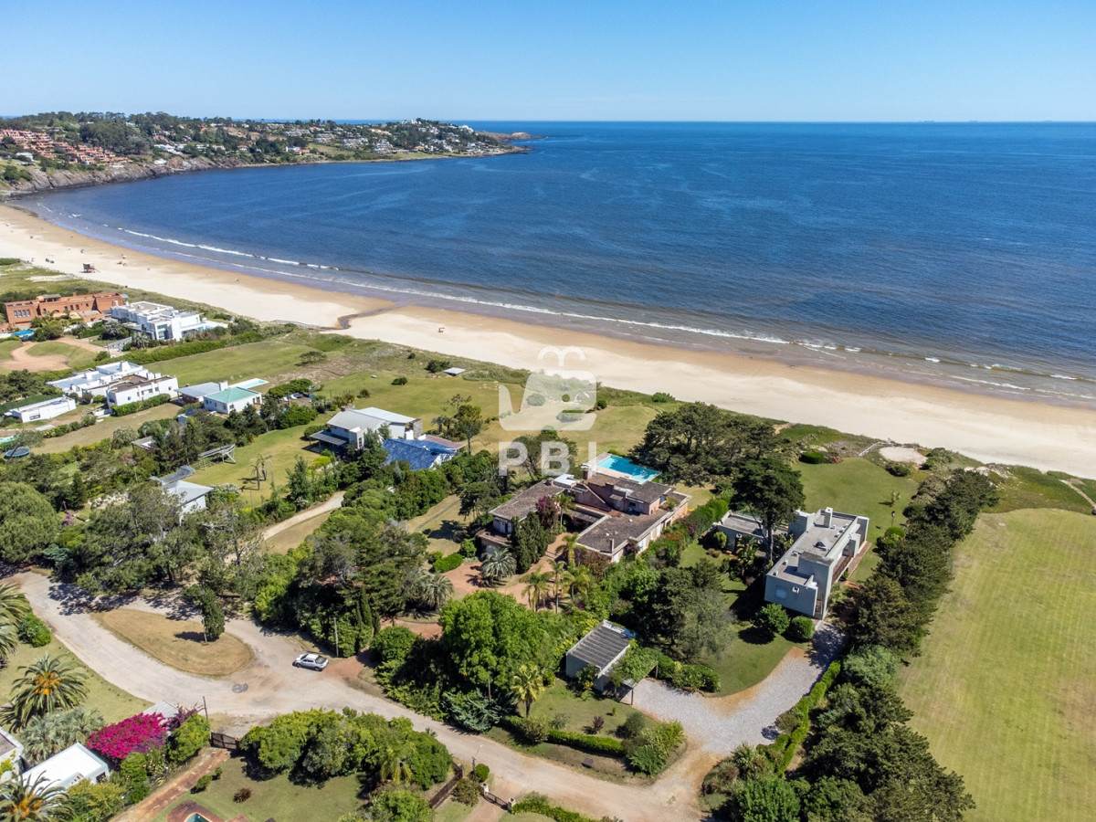 UHJvcGllZGFkIGZyZW50ZSBhbCBtYXIgZW4gU29sYW5hLCBQdW50YSBCYWxsZW5hIC0gUmVmIDogUEJJMTU0NjA=