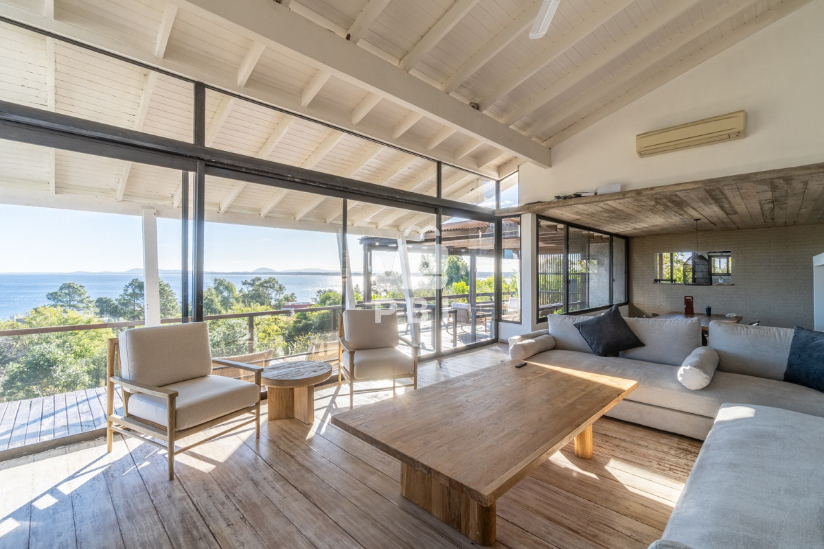 Lomo de la Ballena - GoPunta - Portal Inmobiliario de Punta del Este - Maldonado