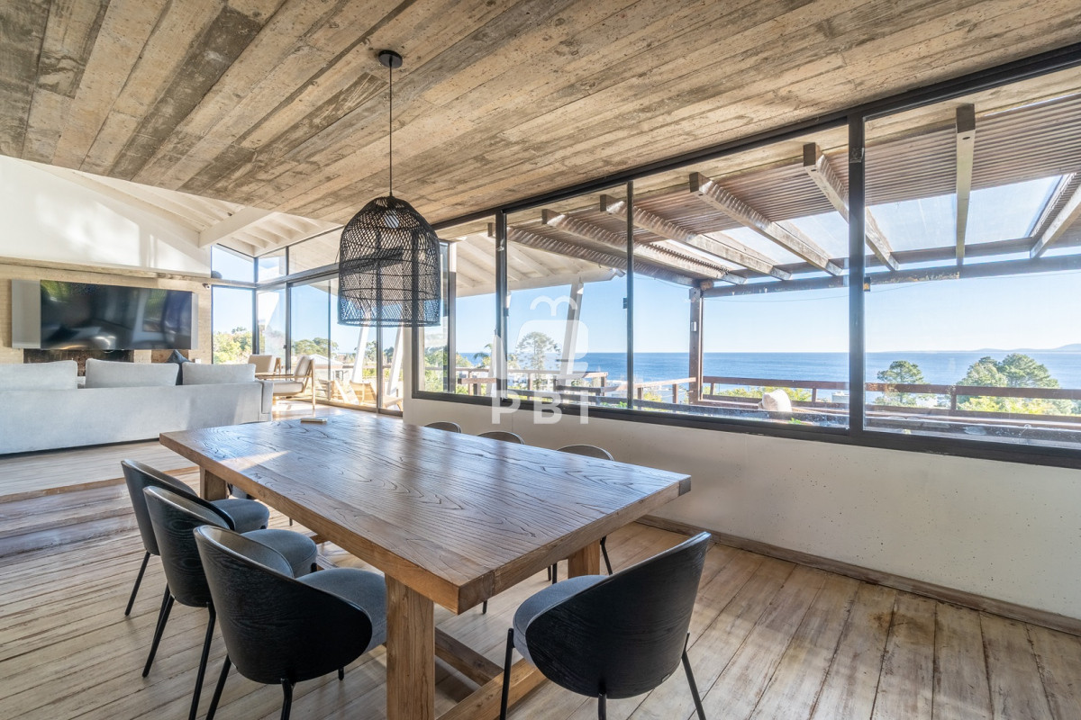 Q2FzYSBlbiBMb21vIERlIExhIEJhbGxlbmEgNSBkb3JtaXRvcmlvcyAtIFJlZiA6IFBCSTE3OTg=