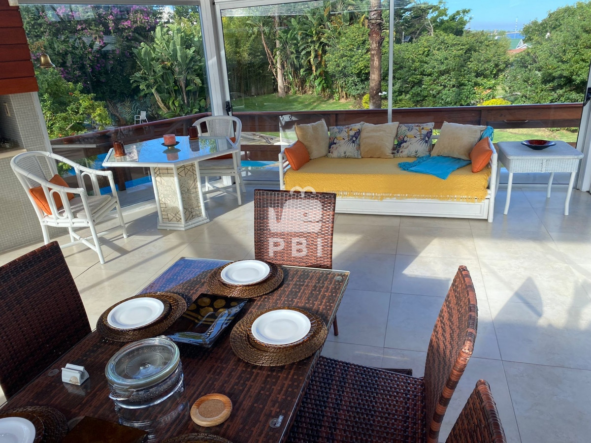 VmVudGEgY2FzYSAgNSBkb3JtaXRvcmlvcywgUGxheWEgIE1hbnNhICAtIFJlZiA6IFBCSTEyNTc1