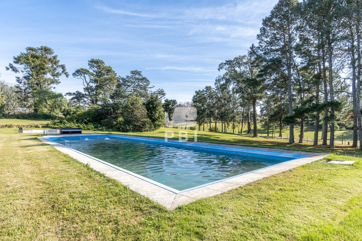 TWFnbmlmaWNhIHByb3BpZWRhZCBlbiBlbCBHb2xmICAtIFJlZiA6IFBCSTEyMDc5