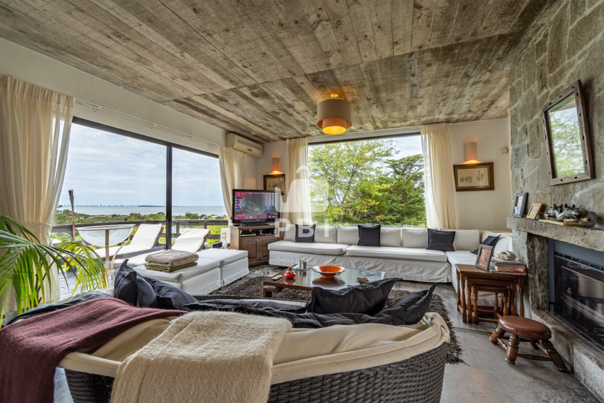 Las Grutas - GoPunta - Portal Inmobiliario de Punta del Este - Maldonado