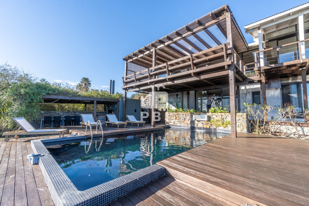 Lomo de la Ballena - GoPunta - Portal Inmobiliario de Punta del Este - Maldonado
