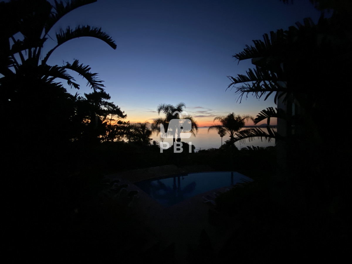 RXhjZXBjaW9uYWwgUHJvcGllZGFkIGVuIFJpbmNvbmFkYSBBbHRhIGNvbiBWaXN0YXMgSW5pZ3VhbGFibGVzIC0gUmVmIDogUEJJNzIz