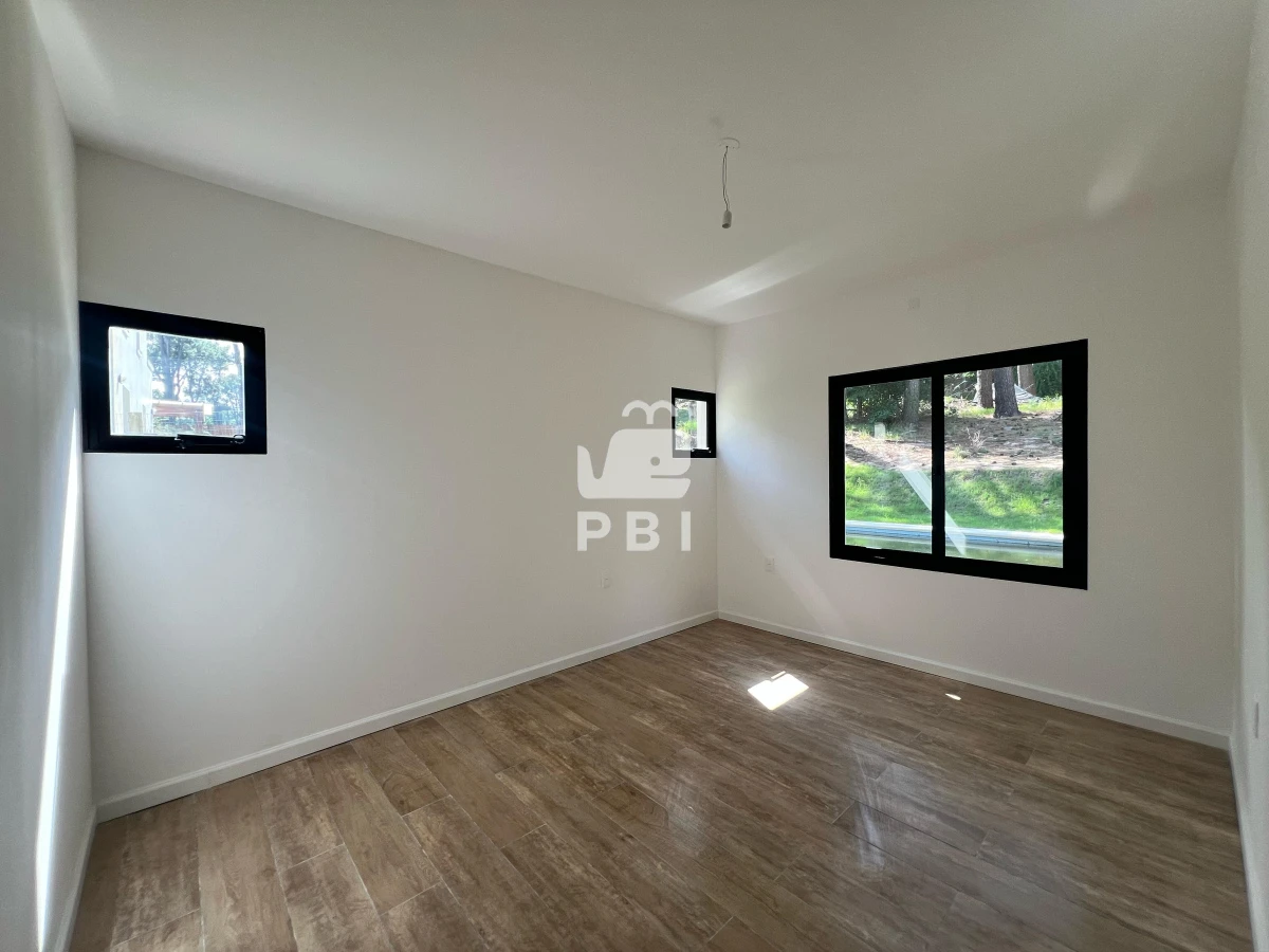 Q2FzYSBlbiB2ZW50YSBlbiBDbHViIERlbCBMYWdvLCBQdW50YSBCYWxsZW5hICAtIFJlZiA6IFBCSTE0NzAx