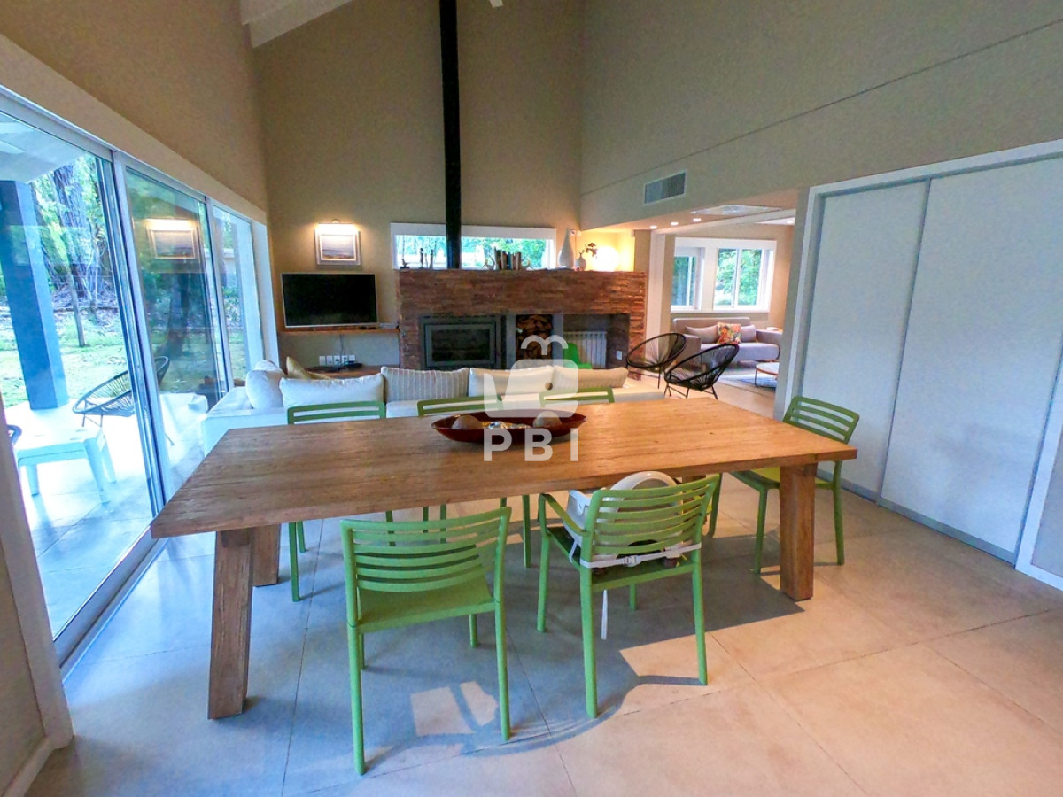 Q2FzYSBlbiBEZXNpZ24gVmlsbGFnZSAzIGRvcm1pdG9yaW9zIC0gUmVmIDogUEJJMTUxOA==