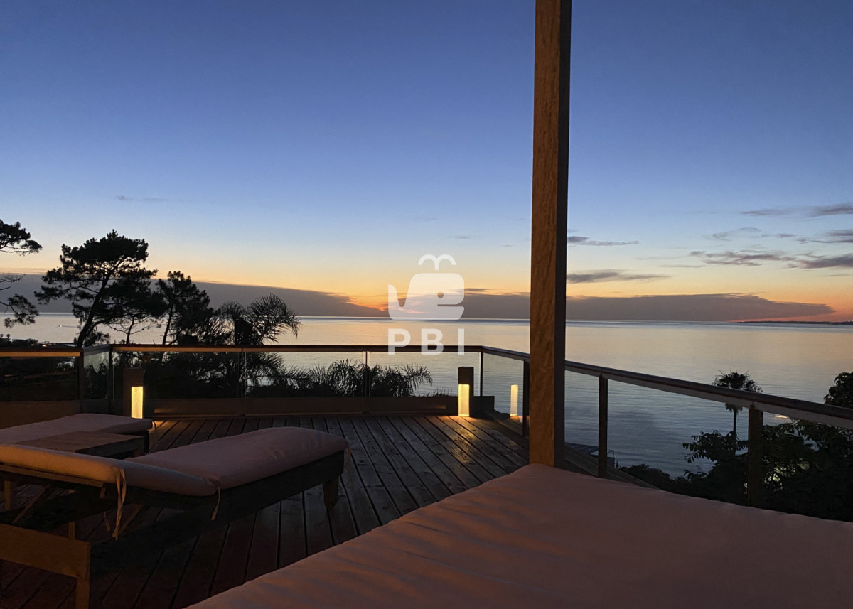 RXhjZXBjaW9uYWwgUHJvcGllZGFkIGVuIFJpbmNvbmFkYSBBbHRhIGNvbiBWaXN0YXMgSW5pZ3VhbGFibGVzIC0gUmVmIDogUEJJNzIz