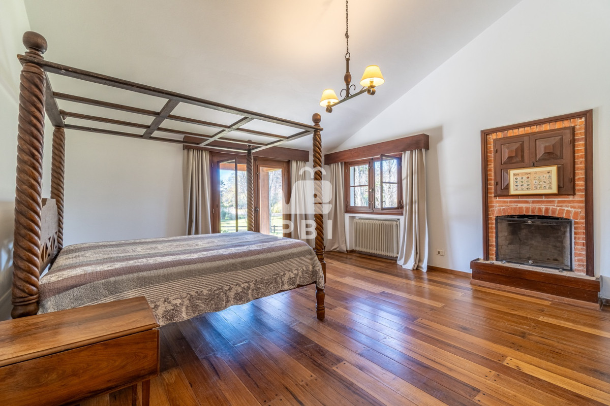 TWFnbmlmaWNhIHByb3BpZWRhZCBlbiBlbCBHb2xmICAtIFJlZiA6IFBCSTEyMDc5