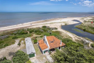 Casa en primera línea al mar - Ref : PBI3194