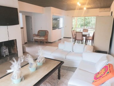 Casa 4 dormitorios Zona jardín la Barra  - Ref : PBI12146