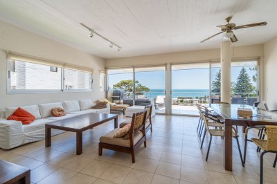 Casa en  Punta Ballena 4 dormitorios - Ref : PBI83