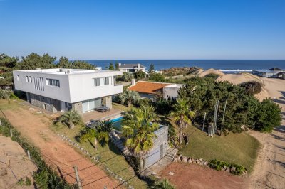 Venta Casa de 3 dormitorios, Tio Tom, Punta ballena. - Ref : PBI1703