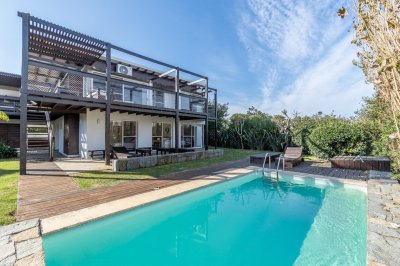 Propiedad en venta y alquiler en El Chorro – 5 dormitorios - Ref : PBI14906