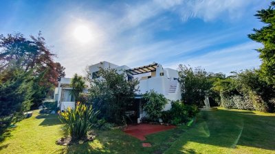 Casa 3 DORMITORIOS en Solana, Punta Ballena - Ref : PBI2309