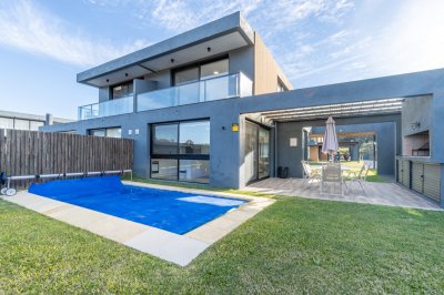 Casa en venta en Las Grutas, Punta Ballena  - Ref : PBI15118