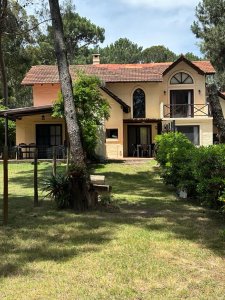 Casa 3 DORMITORIOS en Solanas Country, Punta Ballena - Ref : PBI13855