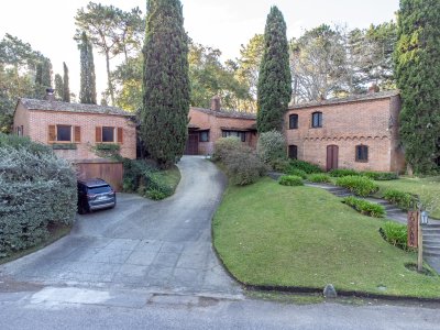 Casa en venta en Punta del Este, Maldonado  - Ref : PBI14833