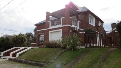 Casa de 3 dormitorios en Tio Tom, Punta Ballena - Ref : PBI638