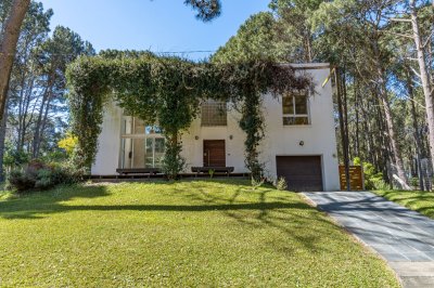 Casa en venta en Club Del Lago, Punta Ballena  - Ref : PBI14915