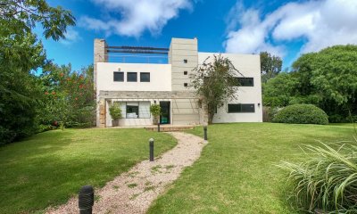Casa 5 DORMITORIOS en Solana, Punta Ballena - Ref : PBI1912