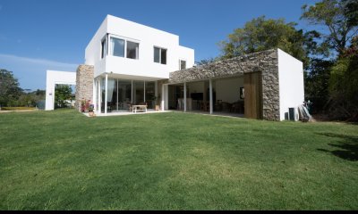 Venta de casa en Barrio privado  - Ref : PBI13583