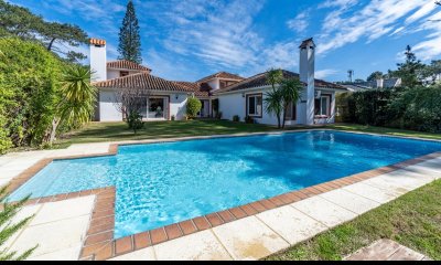 Venta de casa 4 dormitorios  en San Rafael  - Ref : PBI12756