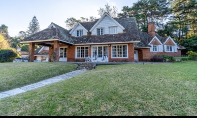 Exclusiva propiedad en venta, con 5 dormitorios, El Golf, Punta del Este. - Ref : PBI13844